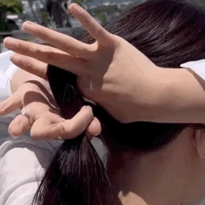 韓國女星都愛的隨興低馬尾！不用髮夾和髮圈，只要4步驟就能快速完成