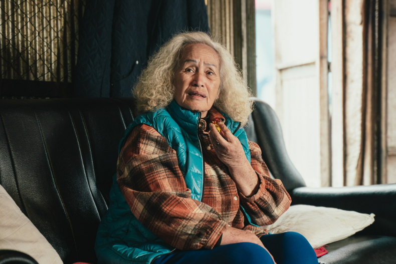 金馬59／74歲林詹珍妹初登大螢幕就奪「最佳女配角」：沒想過這麼老了還能站在這裡