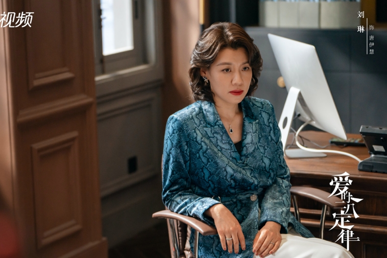 陸劇《愛的二八定律》5位事業女強人解析:楊冪能屈能伸、李曉峯潑辣直攻!