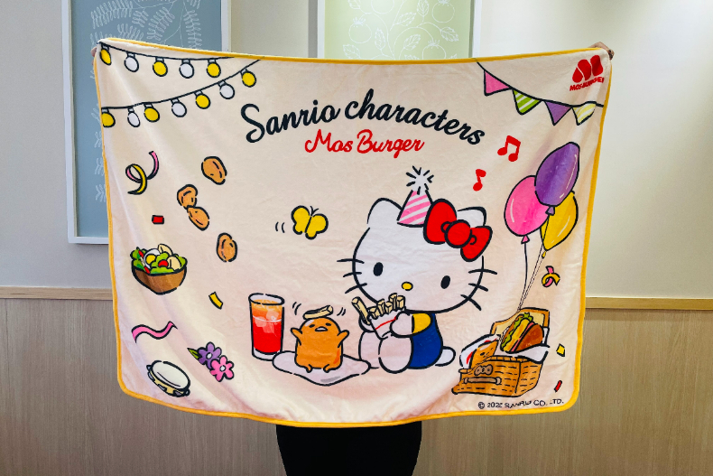 三麗鷗粉粉快搶限量「新年福袋」！Hello Kitty萬用毯、蛋黃哥食物夾超Ｑ