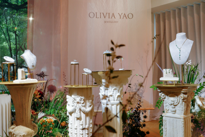 孟耿如仙氣示範!OLIVIA YAO隆重舉辦首場高級珠寶展「The Débutante」