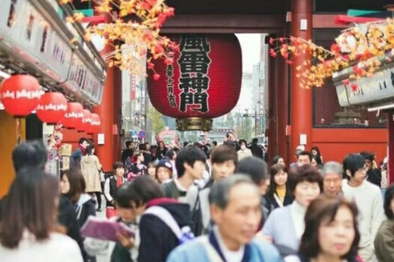 FotoJet - 2022-12-23T143734.036 - FotoJet - 2022-12-23T143734.036.jpg ▲新年參拜