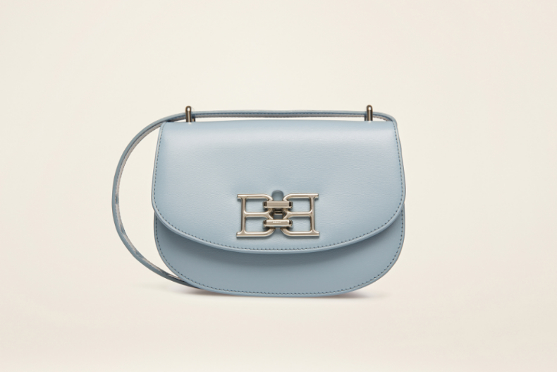 ▲Bally B-CHAIN牛皮小斜肩包，NT.48,000