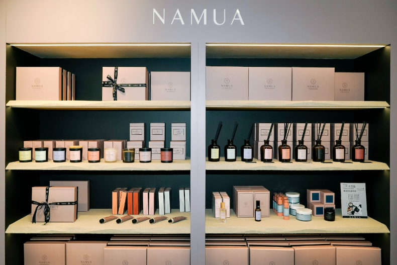 NAMUA首家香氛旗艦館落座西門誠品！王心恬攜FEniX夏浦洋、陳峻廷分享香氛療癒儀式
