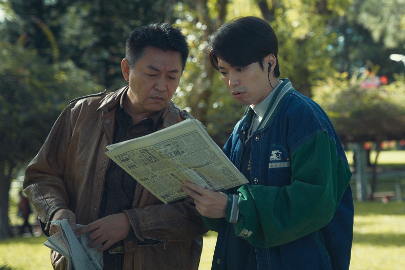 Netflix台劇《模仿犯》庹宗華化身刑警追兇，吳慷仁4字笑評金鐘視帝的演技！