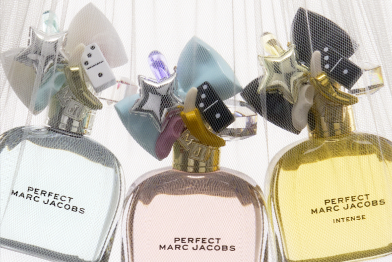 shutterstock image (1) - shutterstock_image (1).jpg MARC JACOBS全新「Perfect 淡香水」!清新白色花香調散發小女人氣息