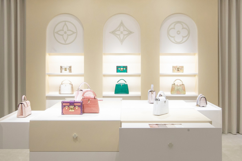 LV「2023典藏工藝展」松菸登場!草間彌生聯名、珍稀皮革包…5亮點公開