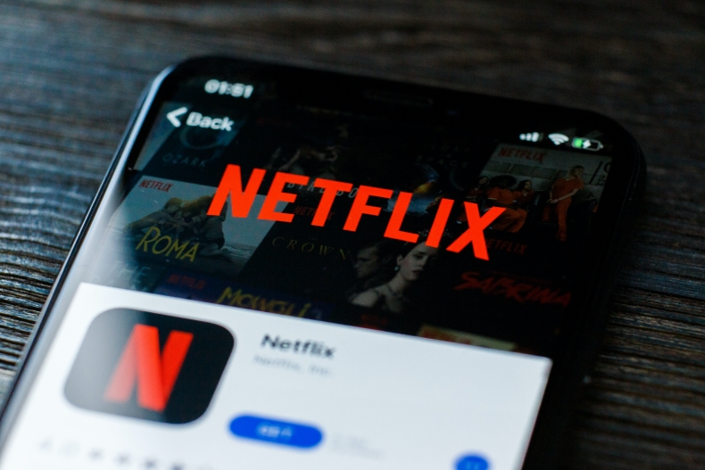 台灣開抓！Netflix打擊寄生帳號「非同住者多付費」OTT平台規定比較一次看