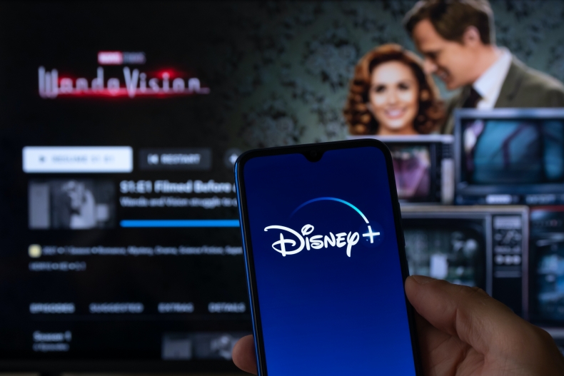 台灣開抓！Netflix打擊寄生帳號「非同住者多付費」OTT平台規定比較一次看