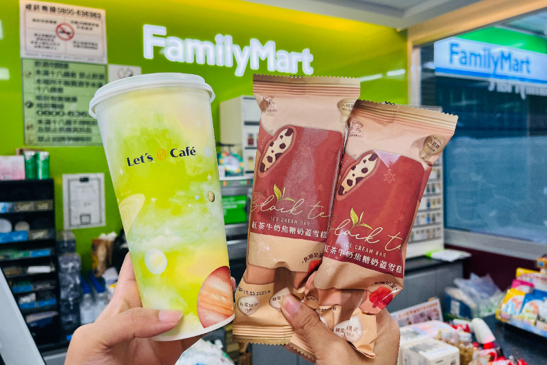 7－11、全家「買一送一」瘋狂轟炸！咖啡茶飲優惠還不夠，哈根達斯「買二送一」