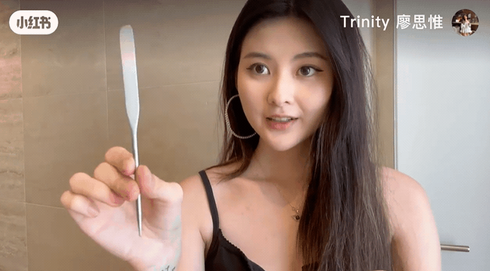 韓國粉底刮棒爆紅！廖思惟愛用推爆：臉好亮～IPSA免費送整組加碼底妝新品推薦
