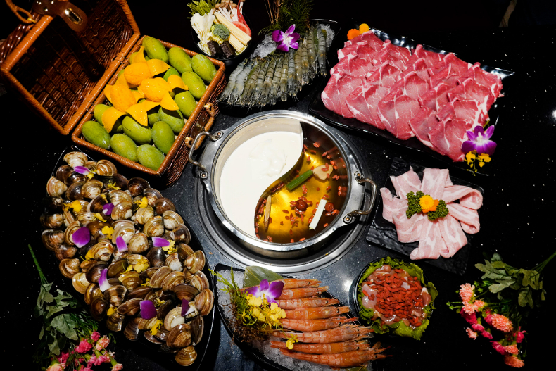 身分證有「1、3、6」任二碼舉手！美國和牛、北港烏魚子、胭脂蝦、藍鑽蝦吃到飽