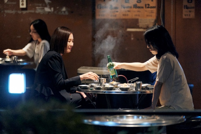 今年最寫實治癒!韓劇《較量人生》5個必看理由:想離職但錢包不允許、無權在休假時拒絕工作