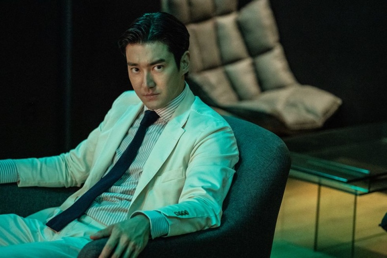 Netflix韓劇《獵犬》7大看點！禹棹奐、李相二冰塊肌超養眼、崔始源驚喜客串，根本動作片天花板