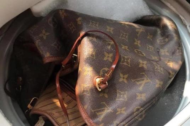 捨不得3500元送洗費！網友豪邁將5萬LV包「扔洗衣機」，成果眾人看傻