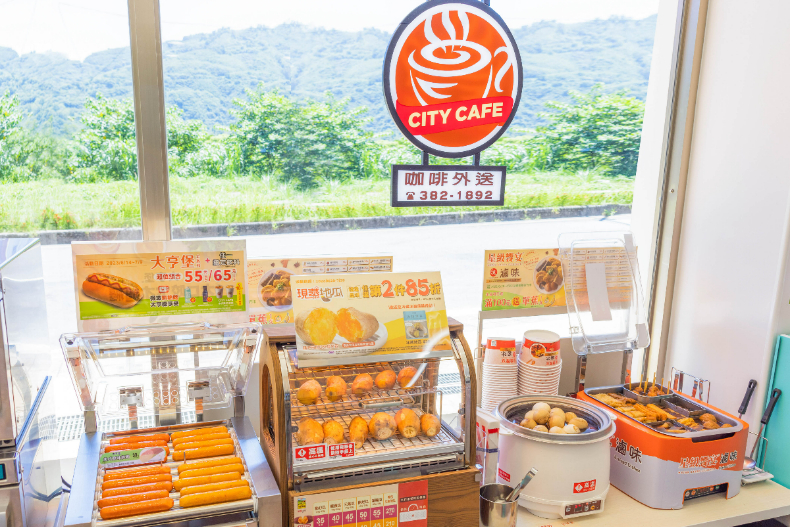 超商咖啡「買11送11、第二杯10元」超狂折扣嗨翻天！7－11再推「900ml巨無霸咖啡」