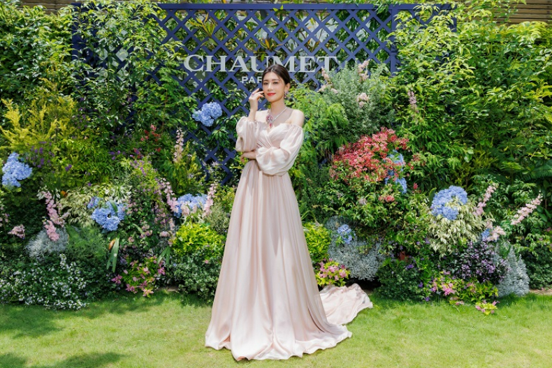 FotoJet - 2023-08-18T172420.885 - FotoJet - 2023-08-18T172420.885.jpg 賈靜雯「落肩禮服」美又仙!億萬珠寶上身曝「喜歡我會自己買」,美寧老師公開禮服小心機
