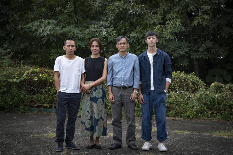 陽光普照 - 陽光普照.jpg 《中餐廳7》許光漢必看6部作品!《想見你》紅遍亞洲,《關於我和鬼變成家人的那件事 》將出前傳