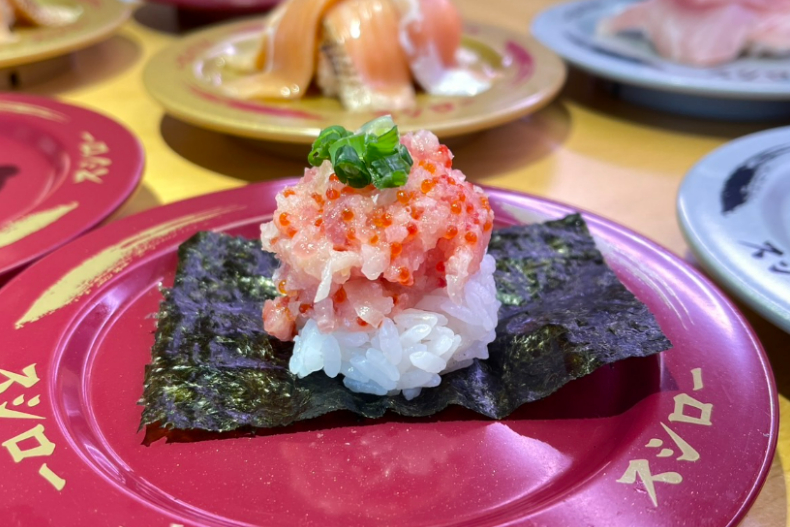 這間迴轉壽司1貫只要10元，整個9月吃爆！超豪華「甜蝦山、鮭山島2․0」限定來襲