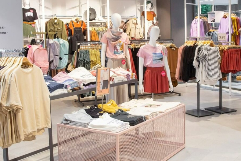 NET有Outlet！隱藏門市「大安拍點」2件5折，衣服直接銅板價帶走