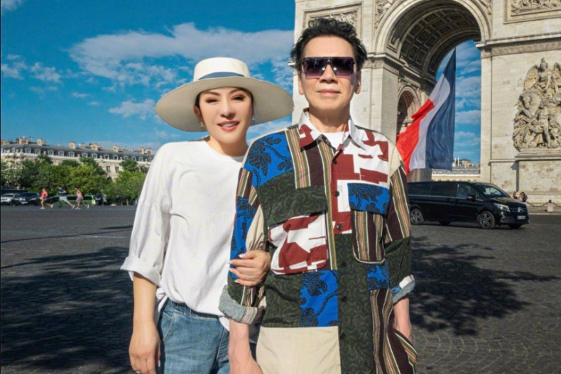 慶祝「法蘭絨婚」43周年！向華強與向太放閃無極限，曾求問大師：怎麼樣才能讓我下輩子再遇到她