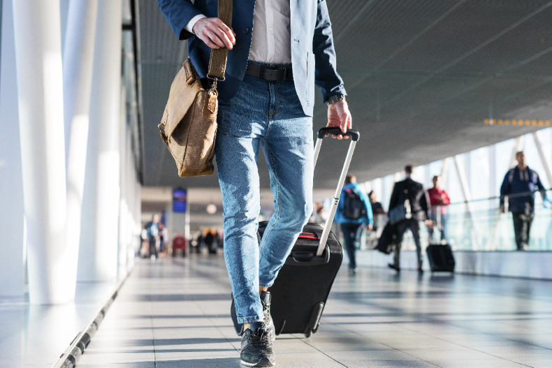 前空姐分享「免費升級艙等」的5大秘訣：告知生日＆度蜜月竟有用，「這1招」風險超大但很值得