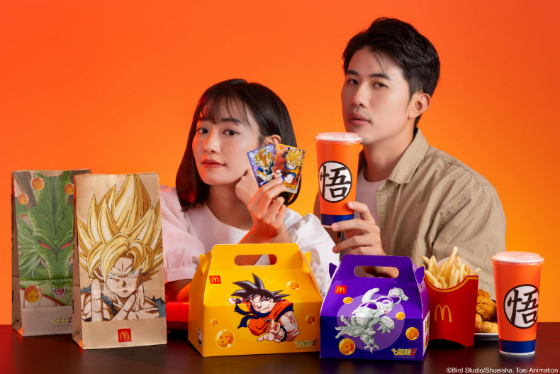 麥當勞超狂合體《七龍珠Z》加碼買一送一！18種角色官方炫卡、搶眼悟空杯、獨家撲克牌