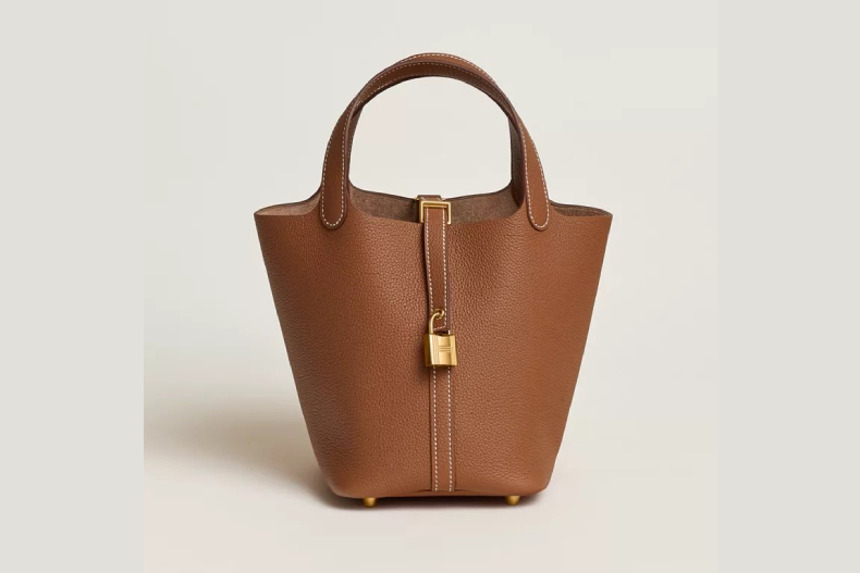 最熱門「假包排行榜」Top10！香奈兒小金球、DIOR托特包…CELINE「這款」網路超多仿冒品