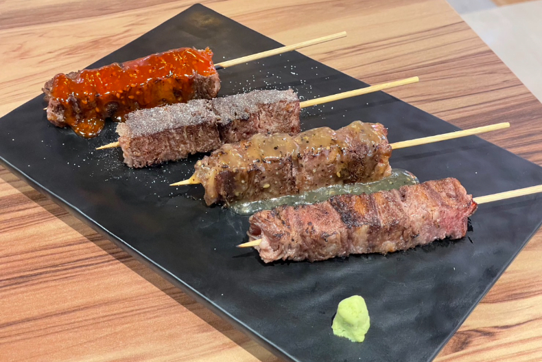 台中唐吉訶德開幕必買懶人包：美妝、零食、和牛「買一送一」快搶，超狂「日本蘋果裝到飽」39折下殺