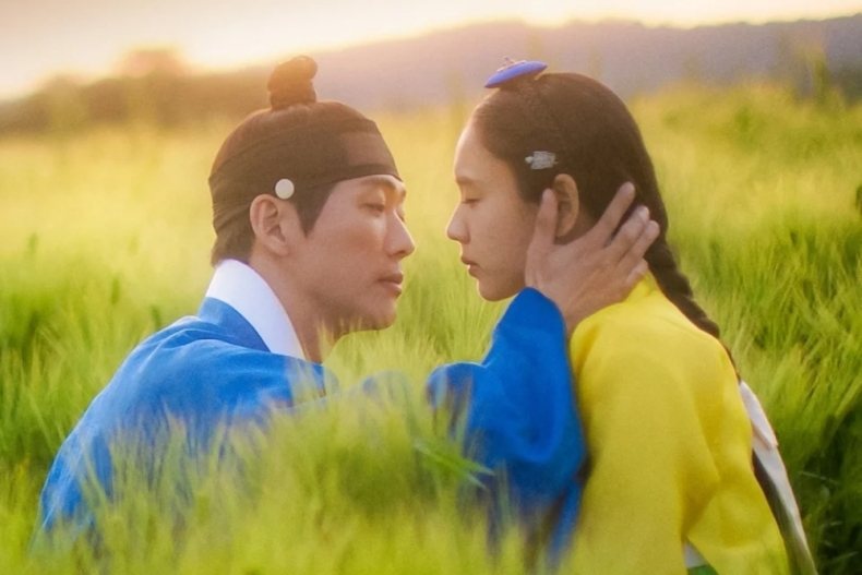 1 - 1.jpg 7部古裝愛情韓劇推薦:李俊昊《衣袖紅鑲邊》人氣翻倍,《步步驚心:麗》虐戀之頂