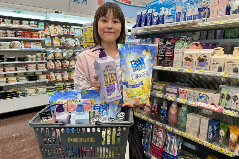 咖啡買10送10、生活用品買一送一超划算！四大超商「黑五優惠」省錢懶人包