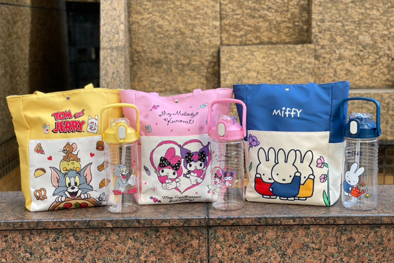 2023超商聖誕福袋23款搶先開箱：絨毛Kitty包、三眼怪收納籃、美樂蒂X酷洛米水壺包組太可愛