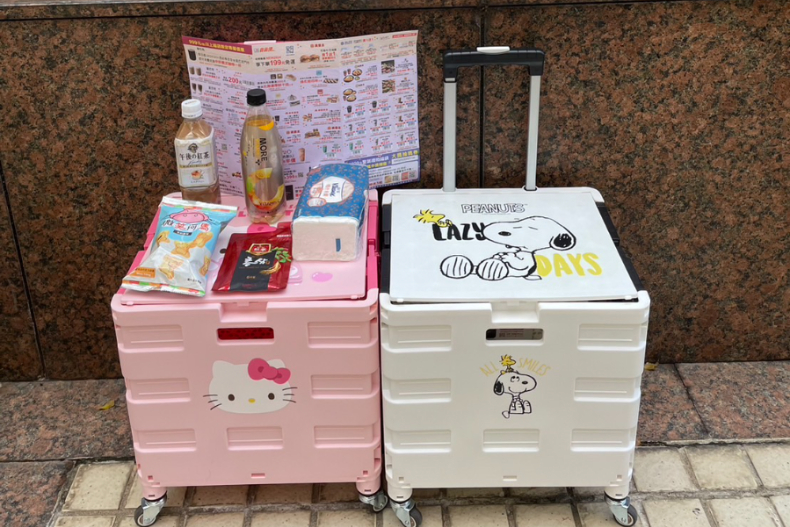 2023超商聖誕福袋23款搶先開箱：絨毛Kitty包、三眼怪收納籃、美樂蒂X酷洛米水壺包組太可愛