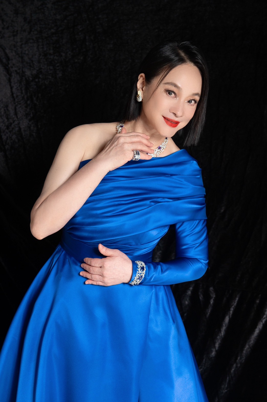 陸小芬金馬紅毯爆瘦一大圈年輕10歲！原來是因為他？