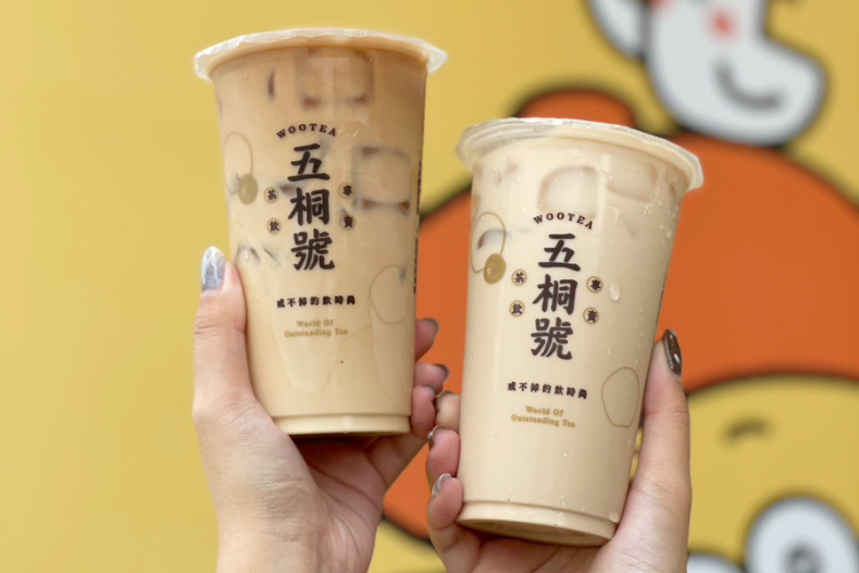 五桐號買一送一連喝7天！胡子碰碰療癒聯名＋冬季夢幻「雪絨草莓奶酪」來襲