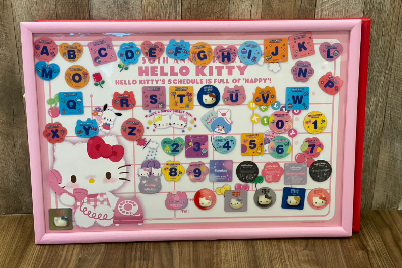 7－11集點回憶殺「Hello Kitty 3D磁鐵」！粉嫩可愛表情包、保溫杯、扭蛋機必收