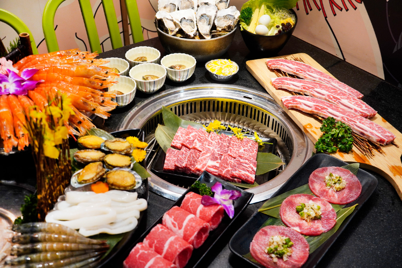 身分證有「1、6、8」任2號碼快衝！爽嗑和牛、烏魚子、三點蟹吃到飽