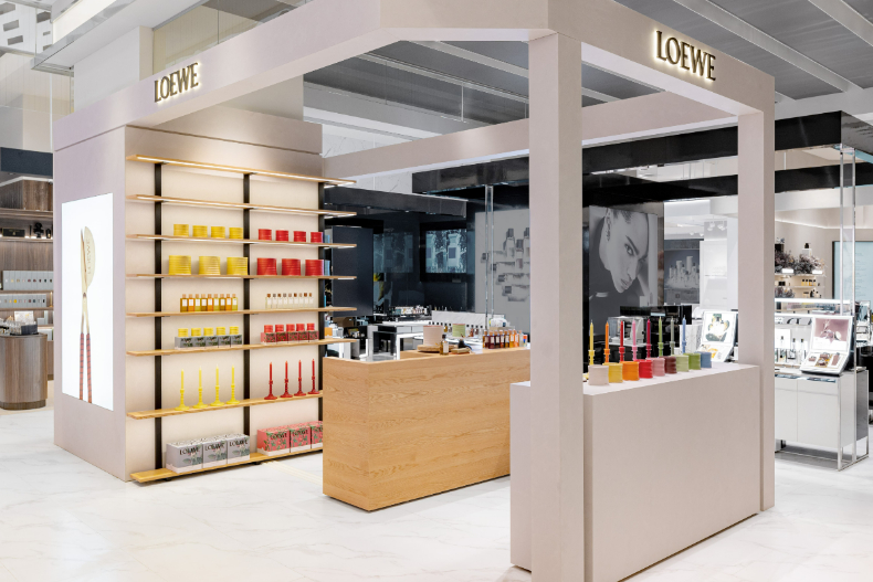 LOEWE台灣首家香氛限時體驗店登場！治癒人心的純粹香氣，用香氛蠟燭找到心之歸屬