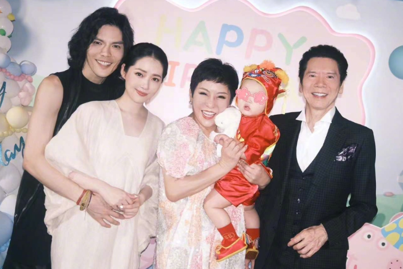向太與郭碧婷感情好到變閨蜜
