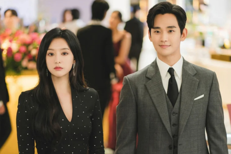 1 (42) - 1 (42).jpg 浪漫愛情劇《淚之女王》預告釋出!金秀賢睽違三年推新作,豪華卡司、亮點超期待