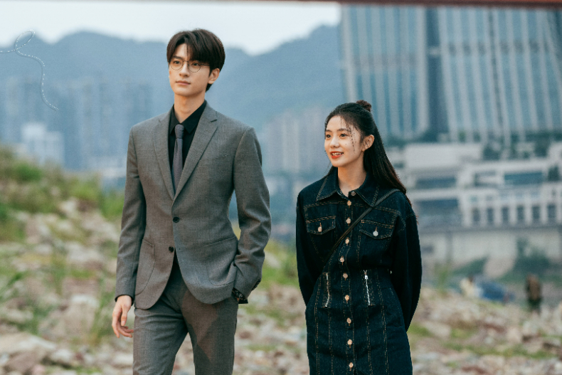 2024陸劇TikTok播放量Top2.《脫軌》／5.6億