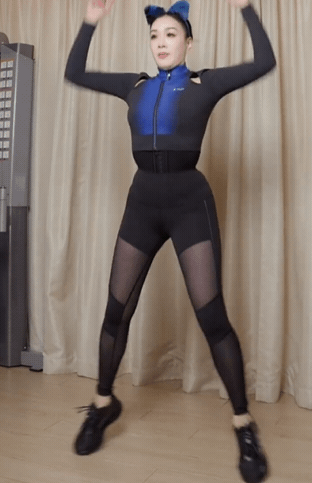 5動作瘦肚子!過年吃太好快一起練~53歲鍾麗緹瘦肚子運動、瘦30kg減肥餐吃法學起來