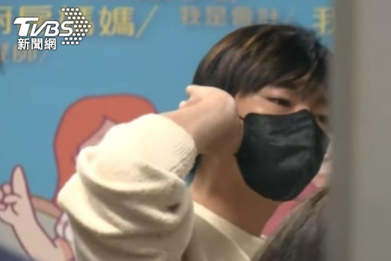 2 (22) - 2 (22).jpg 耀樂:希望可以回歸正常生活