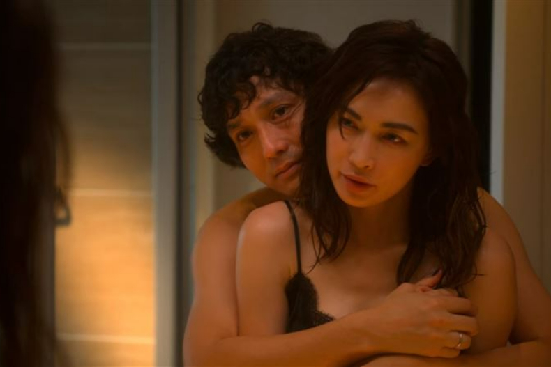 2024情人節必備Netflix「大尺度情慾」片單3.《金魚妻》