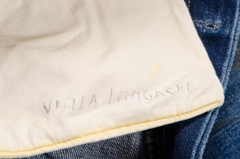 認識世界上第一條女性專屬牛仔褲：Levi’s® 重新復刻Lot 401丹寧褲拆解女性獨自信故事