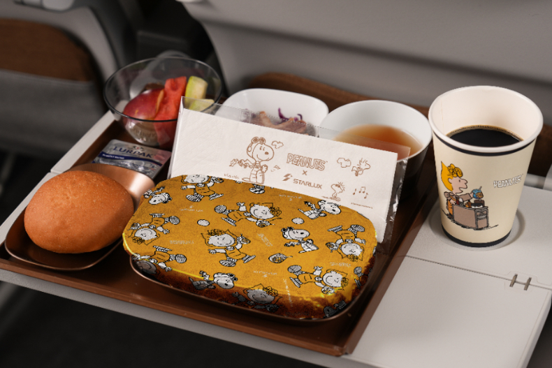 FotoJet - 2024-03-29T002358.709 - FotoJet - 2024-03-29T002358.709.jpg 星宇「SNOOPY主題航班」夢幻啟航!飛機餐、登機證、撲克牌30款週邊可愛瘋