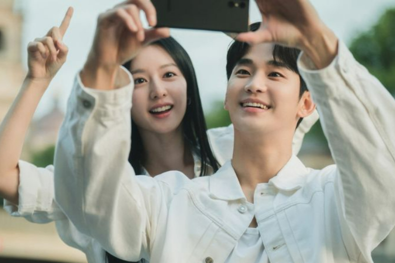 2024Netflix韓劇收視率Top1.《淚之女王》