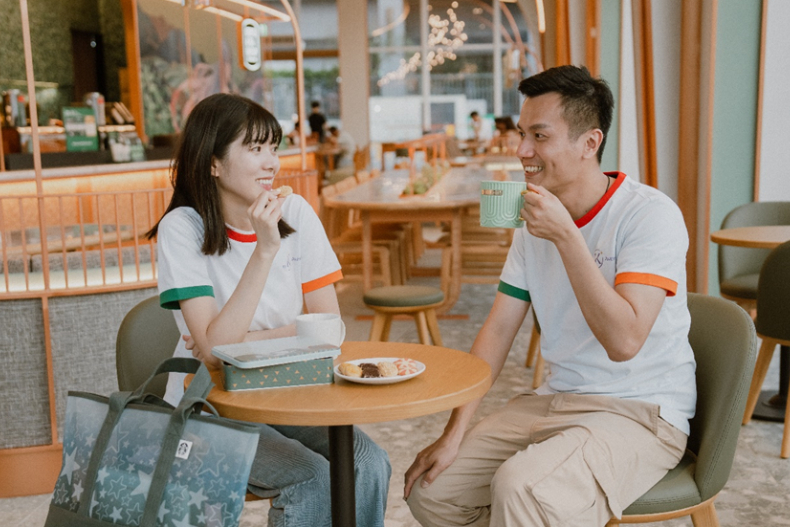 FotoJet - 2024-04-25T110036.480 - FotoJet - 2024-04-25T110036.480.jpg 星巴克推薦13款人氣飲料買一送一快閃!南台灣最美「美人魚店」超好拍