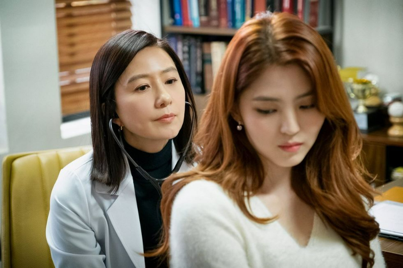 韓國有線電視台「歷代韓劇」收視率Top1.《夫妻的世界》／2020年JTBC 28.3％