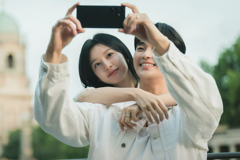 FotoJet04 (1) - FotoJet04 (1).jpg 有桃花降臨的徵兆1.頻繁做關於愛情的夢